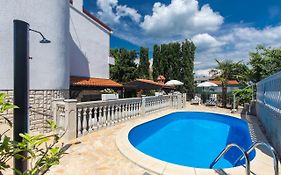 Apartments Pavic